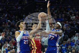 Hawks 76ers Basketball