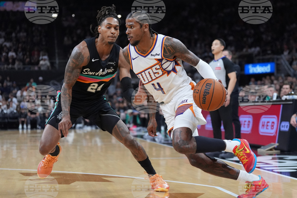 Suns Spurs Basketball