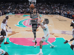 Suns Spurs Basketball