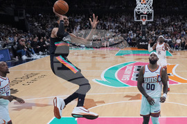 Suns Spurs Basketball