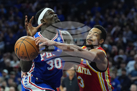 Hawks 76ers Basketball
