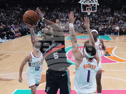 Suns Spurs Basketball