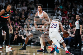 Suns Spurs Basketball