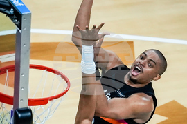 Suns Spurs Basketball