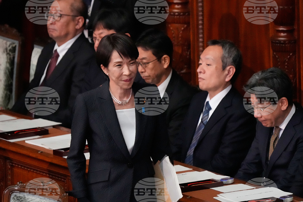 Министър-председателката на Япония обеща в програмната си реч реформа в отбранителния сектор заради "заплаха и принуда" от Китай