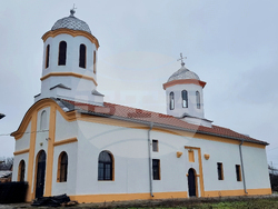 Село Горна Митрополия - храм „Света Троица“ - ремонт