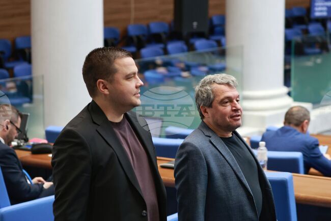 Хубаво е президентът да свика Консултативен съвет за национална сигурност, каза Станислав Балабанов относно ситуацията в Близкия изток