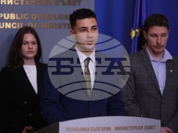 Министерски съвет - Андрей Гюров - студенти - брифинг