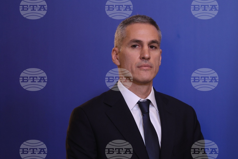 Министерски съвет - Андрей Гюров - студенти - брифинг