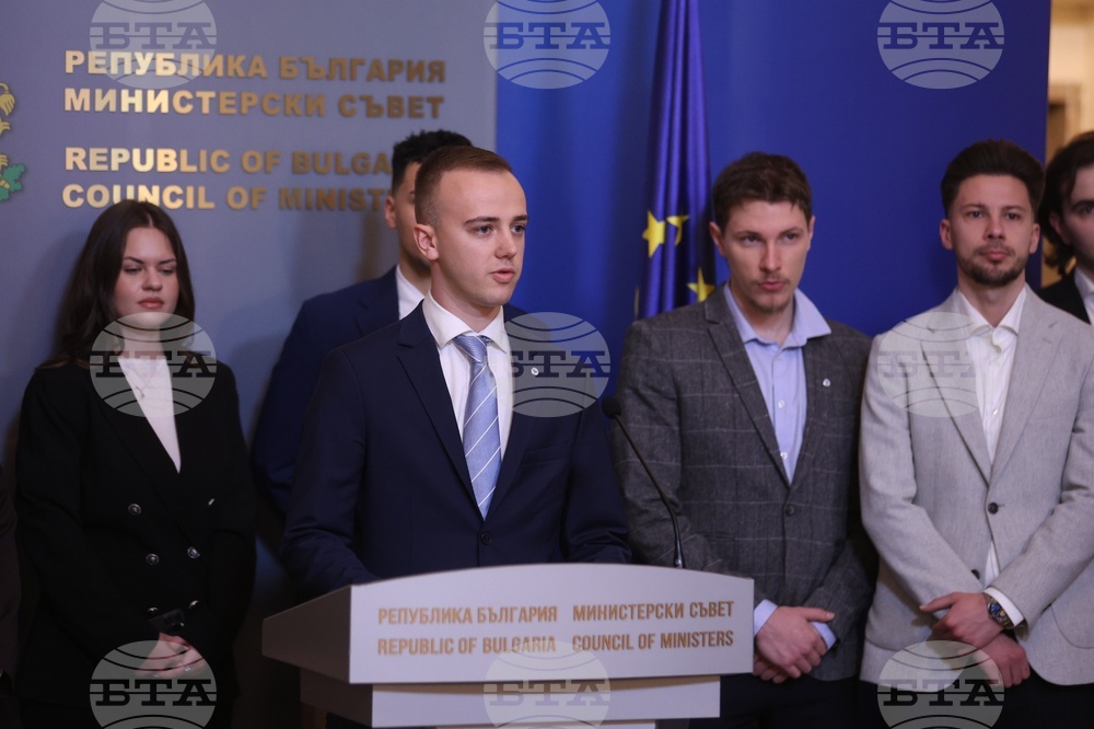 Министерски съвет - Андрей Гюров - студенти - брифинг