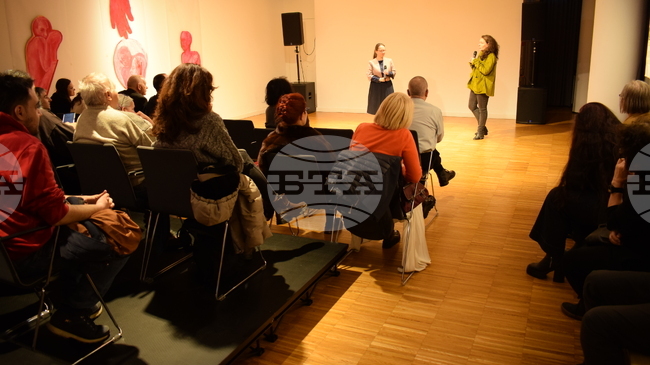 Режисьорката Надежда Косева представи филма си „Клопка“ пред българска и международна публика в Букурещ, Румъния 