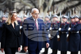 Посланик Ануар Ага - акредитивни писма - връчване