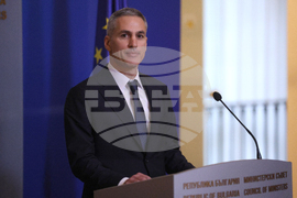 Министерски съвет - Андрей Гюров - студенти - брифинг