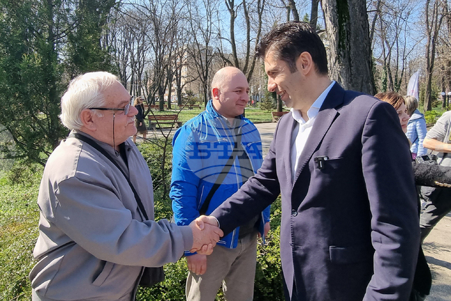 Шумен - Кирил Петков - среща с граждани