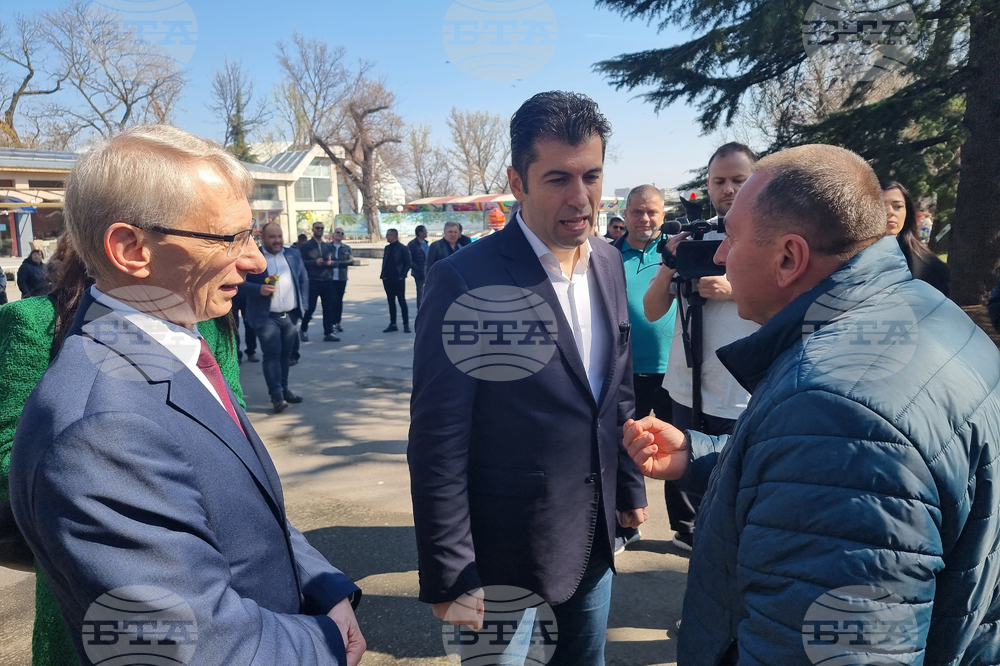Шумен - Кирил Петков - среща с граждани