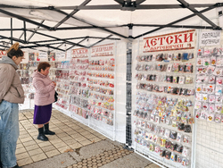 Троян - базар за мартеници