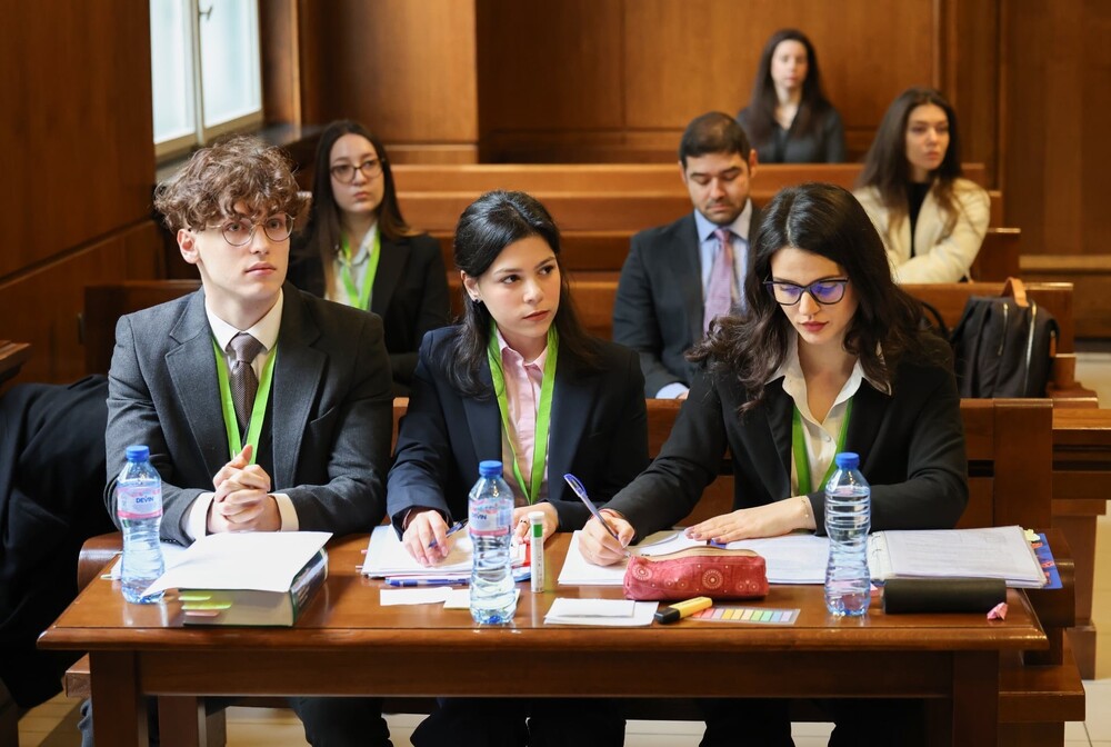 Студенти по право в НБУ са национални шампиони в най-престижното студентско състезание по международно право в света 