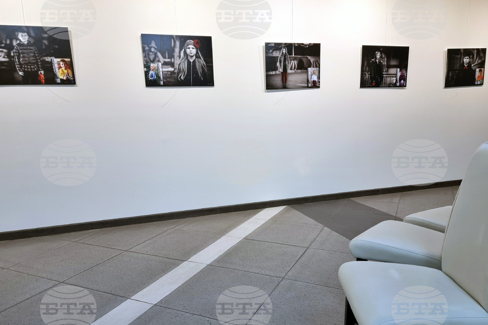 Варна - „Войната в сантиметри“ - изложба