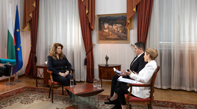 Държавният глава: Служебният кабинет е резултат от конституционните промени, които оставиха президента само да парафира избора му