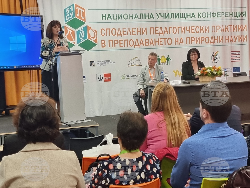 Смелост е да експериментираш в образованието, но е и смелост да покажеш какво знаеш и можеш, каза Ваня Кастрева