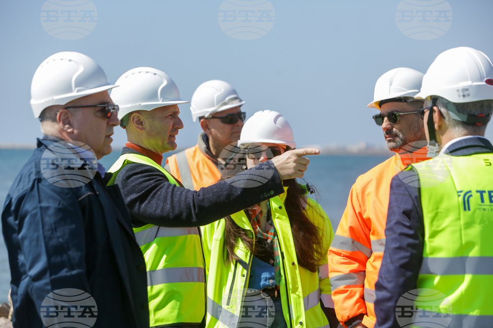 Гърция - Александруполис - терминал за втечнен природен газ - инспекция
