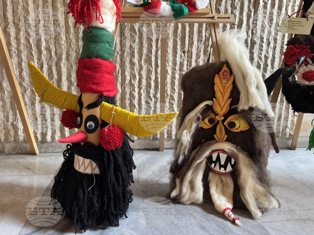 Казанлък - Втори национален конкурс за изработка на кукерски маски „Сирни Заговезни“