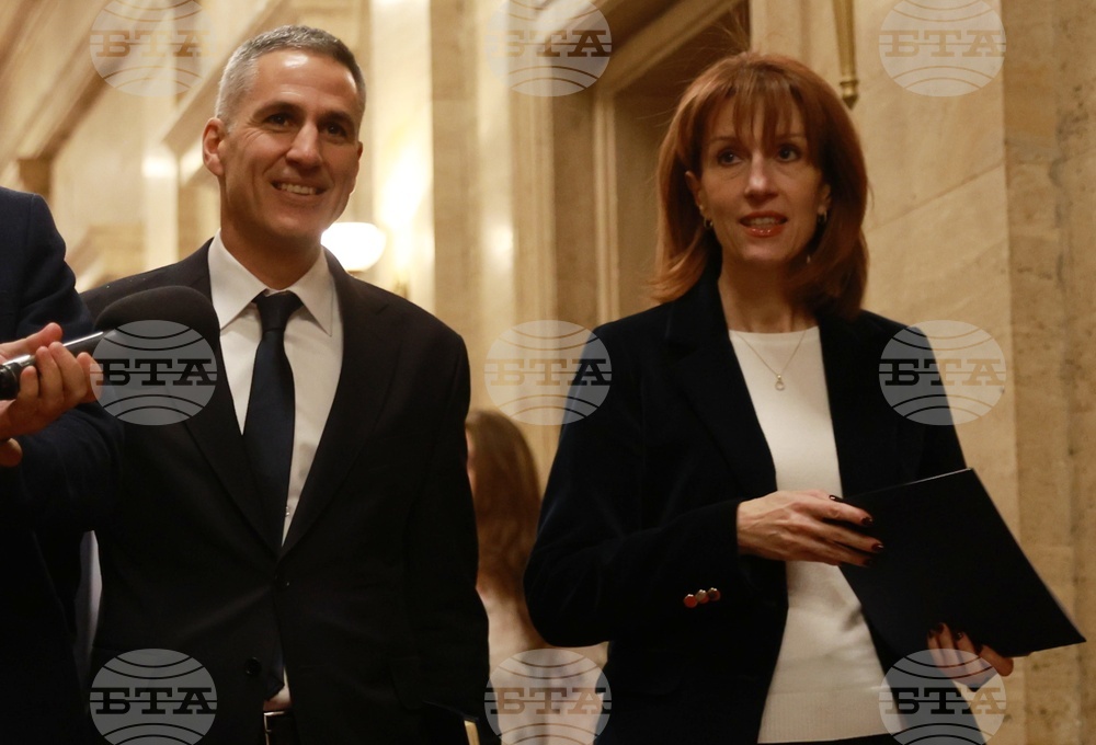 Решени сме да проведем един много добър процес на предстоящите избори, каза служебният премиер Андрей Гюров на среща с ЦИК