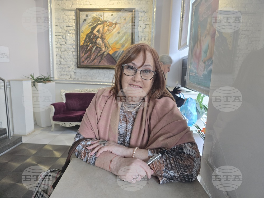 За мен най-голямото признание е това на читателя, каза за БТА поетесата Маргарита Петкова, която днес навършва 70 години