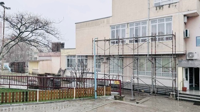 Започва ремонт на сградата на Професионална техническа гимназия – Сандански и IV ОУ „Св. Св. Козма и Дамян“ – Сандански