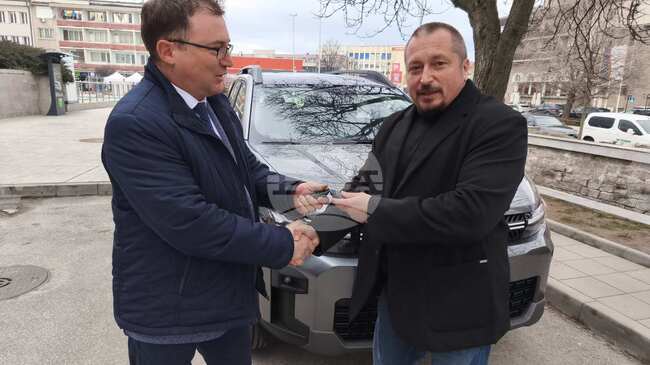 Районното управление на МВР в Панагюрище получи нов автомобил