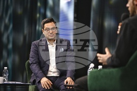 „Отвъд екраните: Как да съхраним детството в дигиталния свят" - дискусия