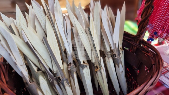 Традициите за Сирни заговезни в Ямболско са свързани с хвърляне на огнени стрели и с кукерски игри