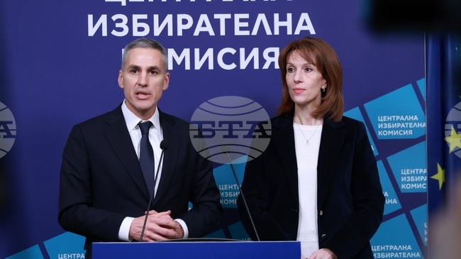За да гарантираме честен изборен процес, трябва да работим в много добра координация, каза служебният премиер Андрей Гюров след срещата с ЦИК