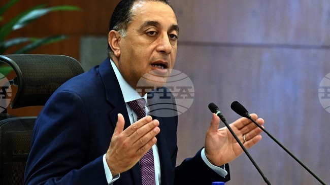 МЕНА: Египетският премиер се завърна след участието си в първото заседание на Съвета за мир 