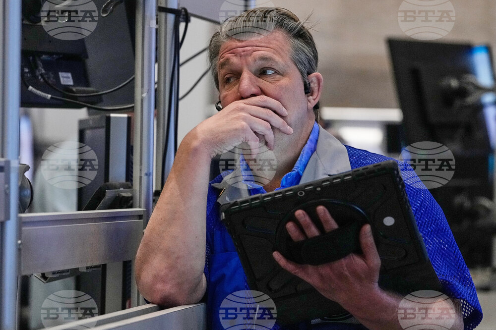 Със загуби започна търговията на Уолстрийт, индексът Nasdaq се насочва към най-големия месечен спад от март 2025 г.