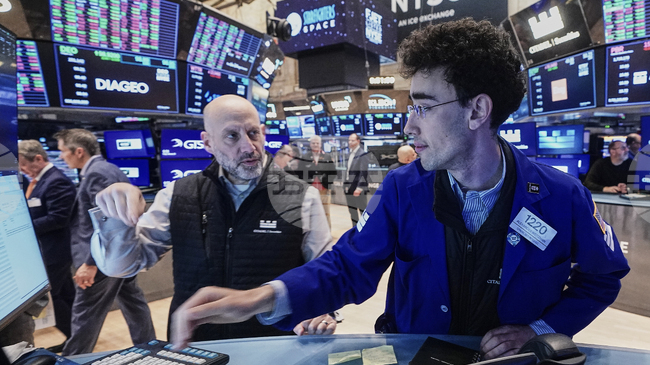 Уолстрийт регистрира повишение в началото на търговията в очакване на отчета на "Енвидиа"