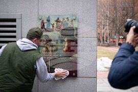 Slavery Exhibit Removed