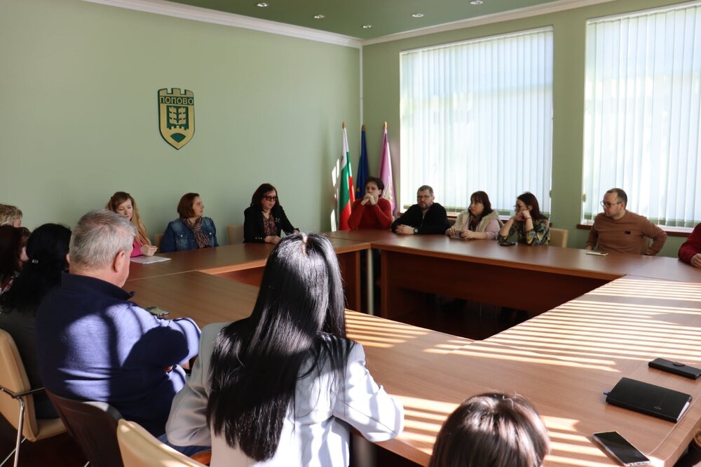 Правото на хората да ползват извънболнична и болнична медицинска помощ бе тема на кампанията "НЗОК за теб" в Попово