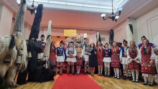 В Перник наградиха призьорите от 32-рото издание на „Сурва“