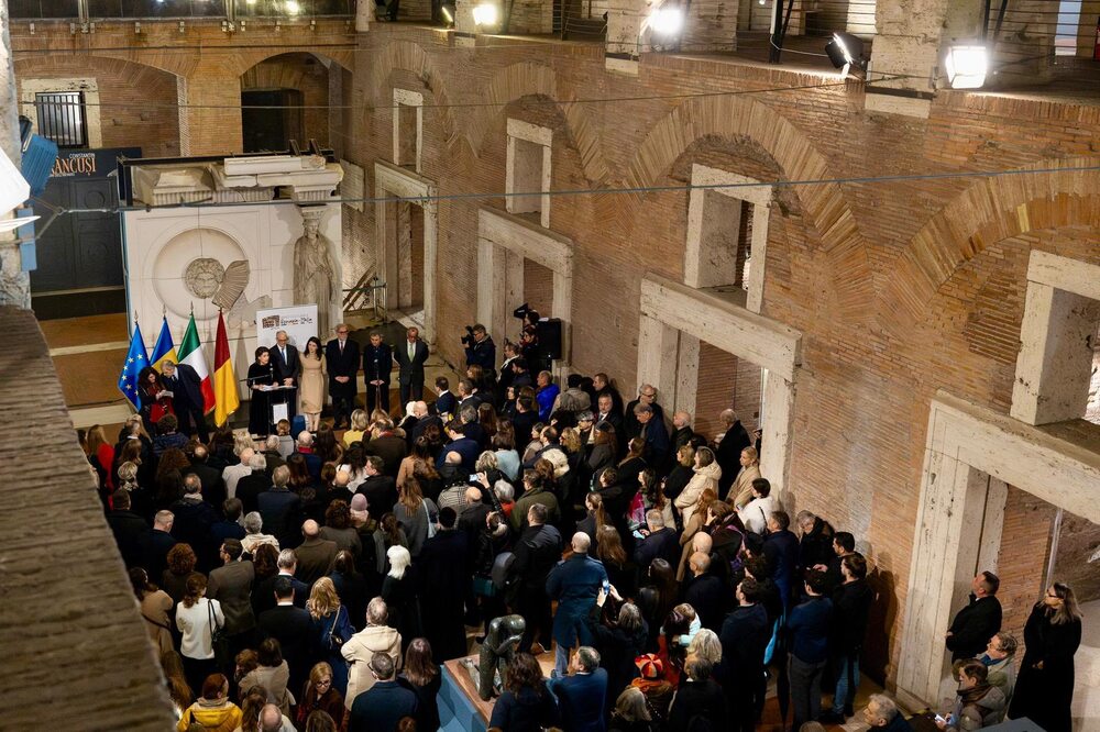 Аджерпрес: Изложба, посветена на румънския скулптор Константин Брънкуш, беше открита в музея „Меркати ди Траяно“ в Рим