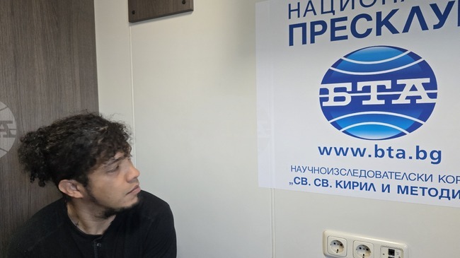 Хората, които идват на Антарктида, не са случайно тук, те имат тази необходимост, каза в интервю за БТА салвадорският режисьор Ернесто Батиста