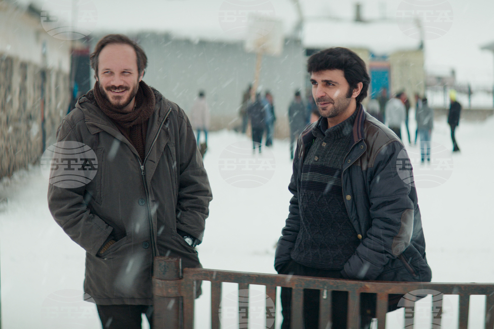 Film Review - About Dry Grasses