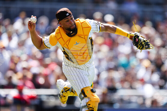 Royals-Elias Díaz Baseball