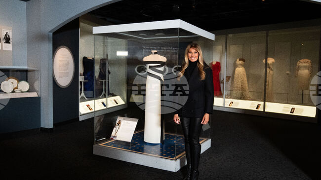 Мелания Тръмп дари бална рокля на Националния музей за американска история