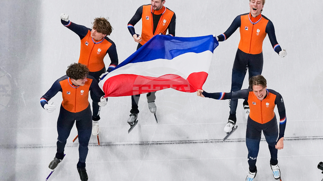 Нидерландия триумфира в мъжката щафета по шорттрек на Игрите в Милано-Кортина