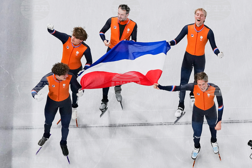 Нидерландия триумфира в мъжката щафета по шорттрек на Игрите в Милано-Кортина