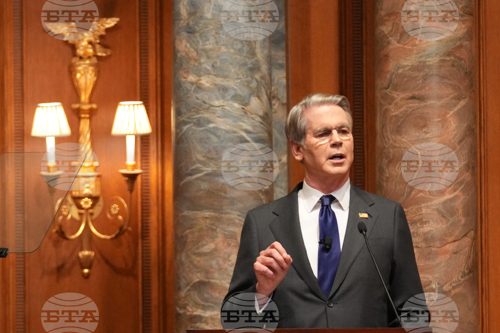 Върховният съд на САЩ отне предимството на президента Доналд Тръмп с решението си за митата, заяви министърът на финансите на САЩ Скот Бесънт