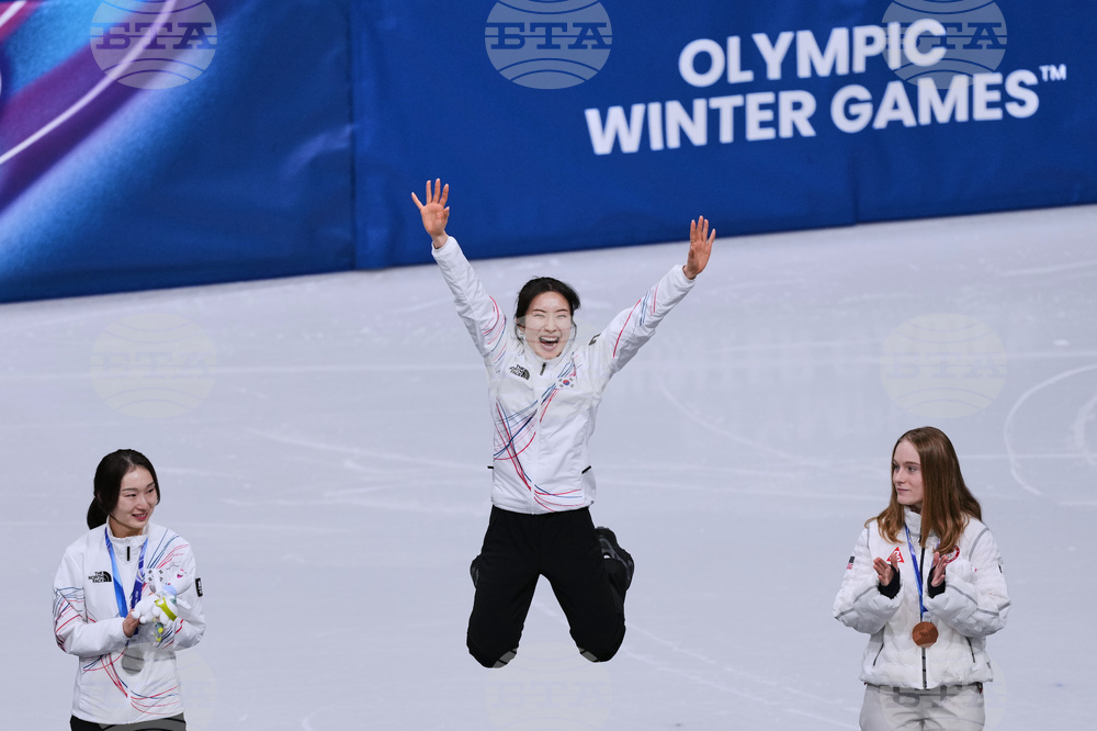 APTOPIX Milan Cortina Olympics Short Track Speedskating