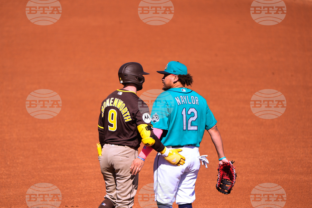 Padres Mariners Spring Baseball