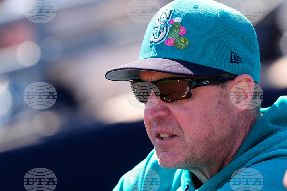 Padres Mariners Spring Baseball